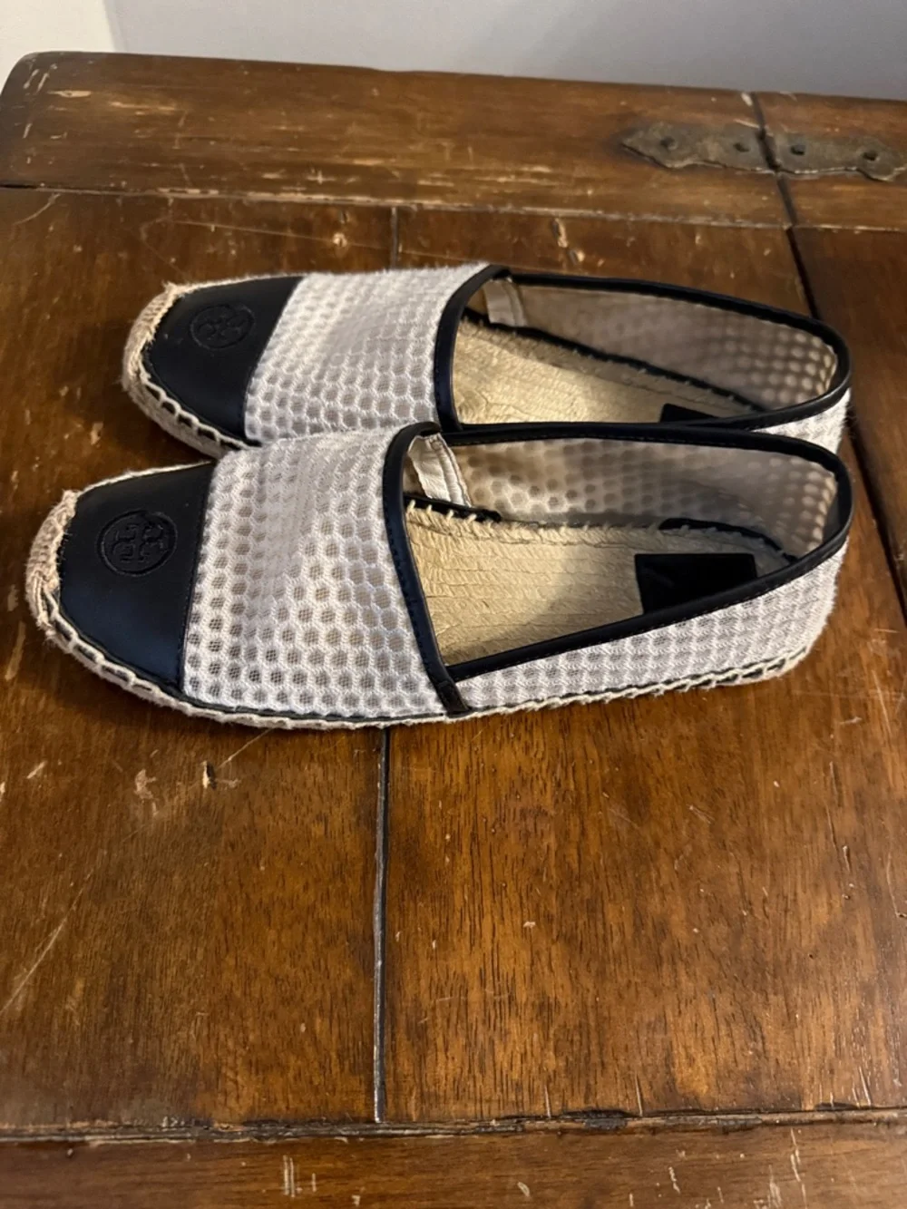 Tory Burch Black and White Colorblock Espadrilles Sz 9.5